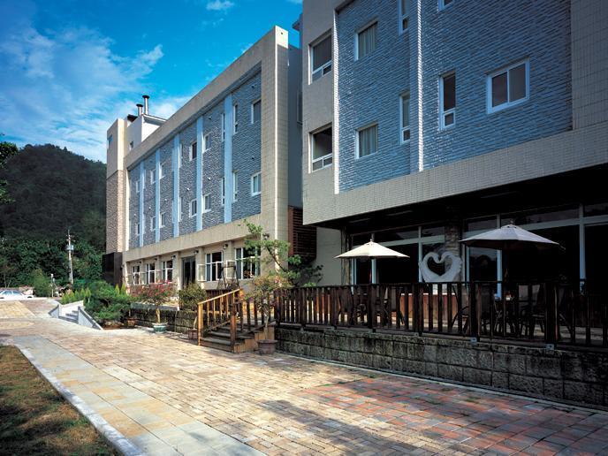 The Solas Hot Spring Resort Nantou Екстер'єр фото